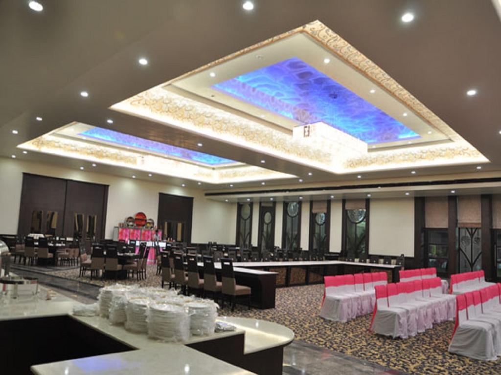 Hotel Sepal Bathinda Bagian luar foto