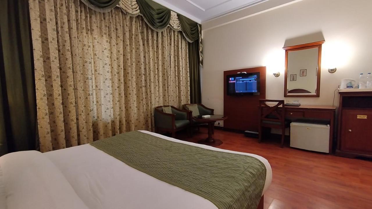 Hotel Sepal Bathinda Bagian luar foto