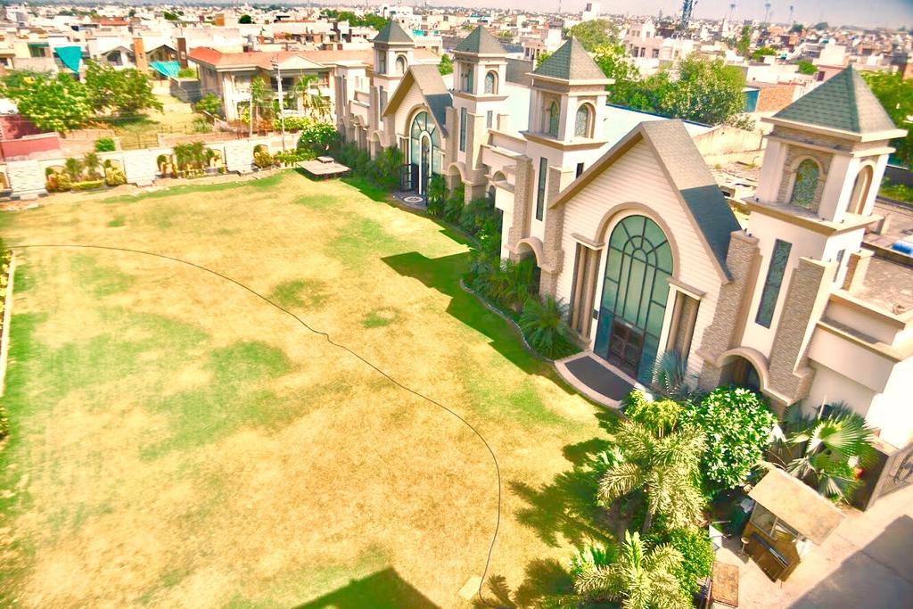 Hotel Sepal Bathinda Bagian luar foto