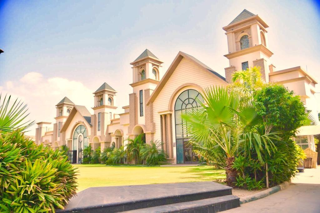 Hotel Sepal Bathinda Bagian luar foto