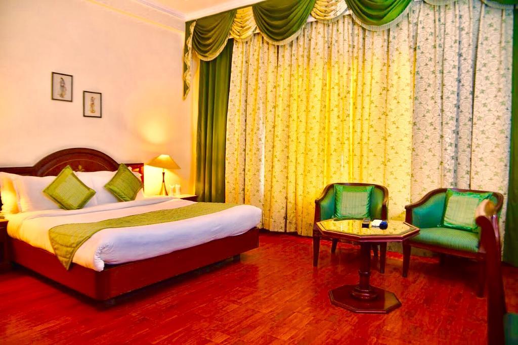 Hotel Sepal Bathinda Bagian luar foto