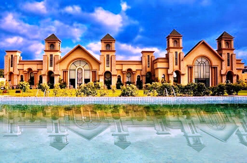 Hotel Sepal Bathinda Bagian luar foto