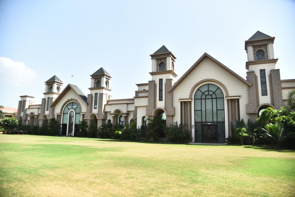 Hotel Sepal Bathinda Bagian luar foto